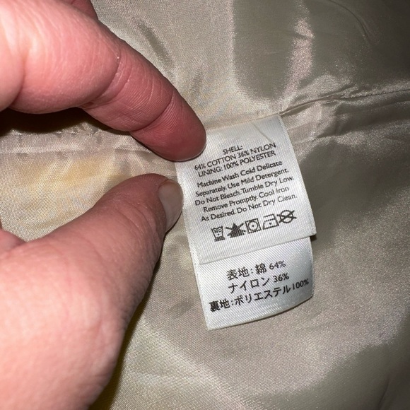 Eddie Bauer Vintage Beige and Yellow Women's Rain Jacket size XL - Picture 11 of 13